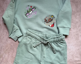Broderad tröja och shorts med cowboy- och rymdrangermotiv – 100 % bomullsloungekläder inspirerade av Toy Story