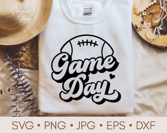 フットボールの試合の日 SVG、試合の日 SVG、フットボール SVG、試合の日 シャツ SVG、試合の日 バイブ SVG、フットボール ママ SVG、スポーツ SVG、フットボール シャツ SVG