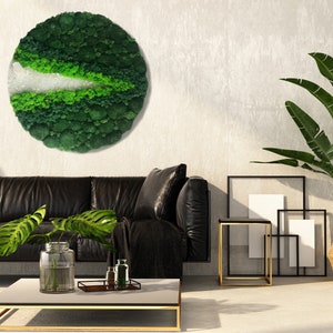 Moss picture round, rock crystal tips, nature picture,
