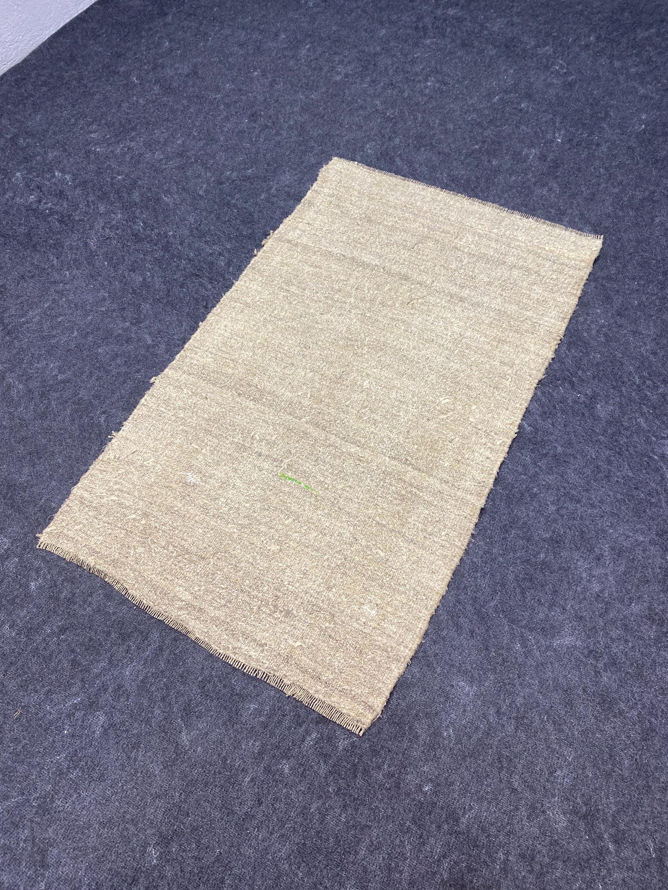 Handmade Turkish Kilim Rug: Vintage Oushak Wool Runner (2'8