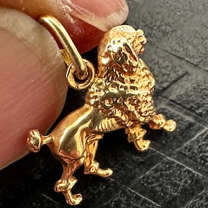 POODLE Dog Lovers: Vintage 14K Yellow Gold Poodle Charm Pendant – Classic & Collectible (17mm, 0.72g)
