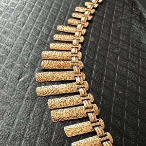 Hallmarked Vintage 9K Warm Yellow Gold Textured Fringe Necklace12.63Gr, 2Cm, 18&quot;, London, 1976