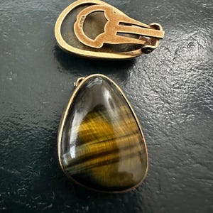 Exquisite & Unique: LARGE Old Vintage 9K Yellow Gold Tiger&#39;s Eye Clip-On Earrings 2.3Cm, 8.37Gr