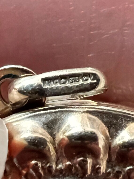 Fully Hallmarked Vintage 9Ct Engraved Oval Locket… - image 5