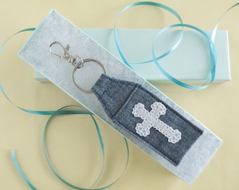 Christian Gift for Womens Group of Cross Keychain Lip Balm Holder for Bulk Religious Small Faith Based Gifts Ladies Church Retreat Favors