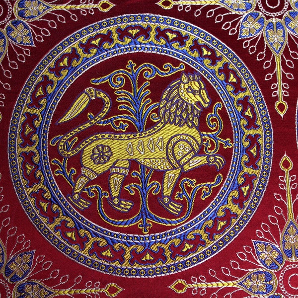 Brocaded Silk Fabric Textile Brocade 92 cms / 74 cms Floral Ornamental Lion Calk Orient Reenactment Medieval Viking Bizantine