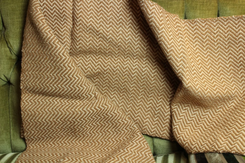Hand-woven BLANKET 2,15 m 0,56 m Shawl Wrap Overlay Coverlet Tablecloth Carpet Viking Reenactment Early Medieval Natural Wool LARP