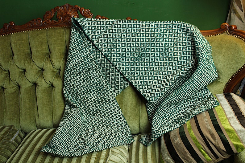 Hand-woven BLANKET 2 m 0,5 m Shawl Wrap Overlay Coverlet Tablecloth Carpet Viking Reenactment Early Medieval Natural Wool LARP