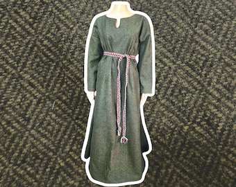 Vestido de lana tejido a mano, estilo vikingo eslavo, en diferentes tallas. Vestido exterior, medieval temprano, Oseberg, estampado de rombos, 100 % lana.