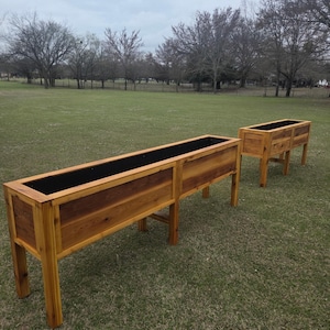 Custom Raised Planter Table – Standing Garden Box for Herbs & Veggies – Handmade Patio Planting Table
