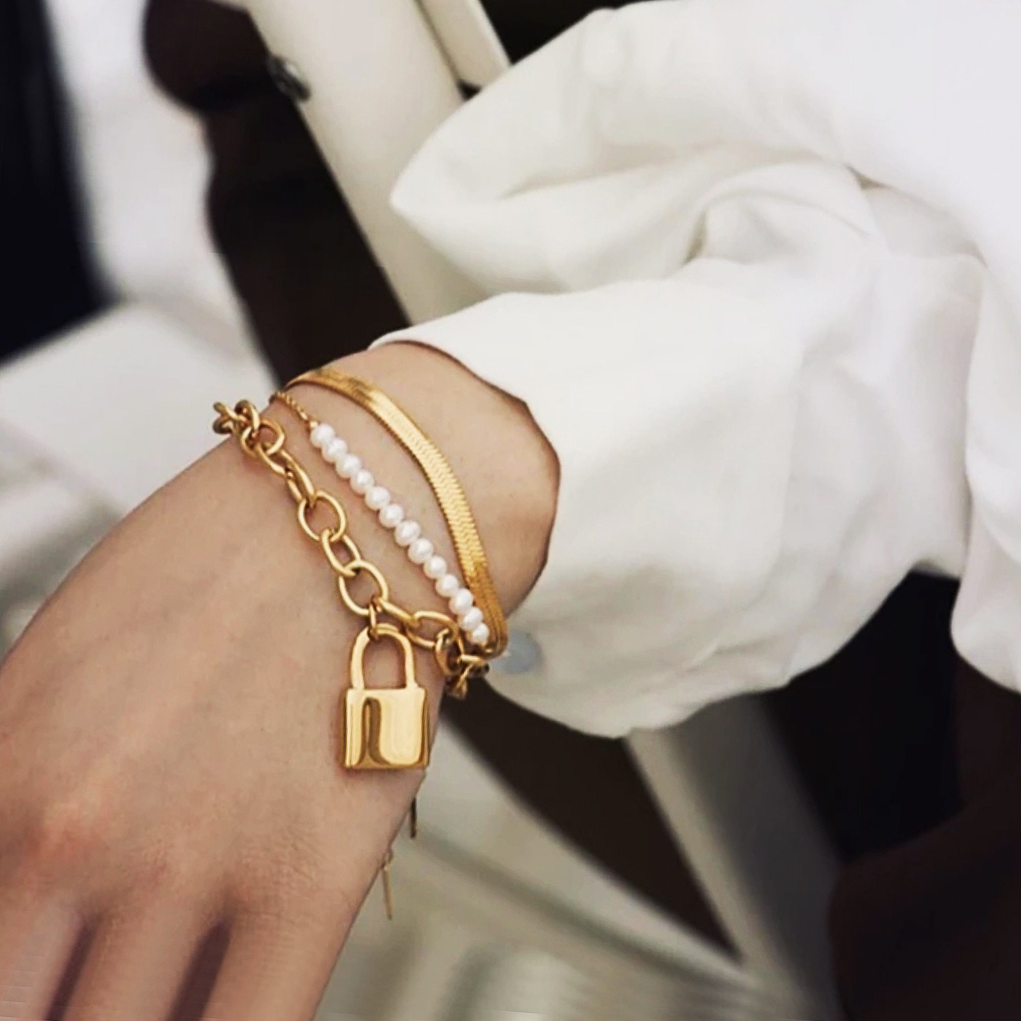 Padlock Pendant bracelet . Padlock Bracelet . chunky Gold Lock Etsy