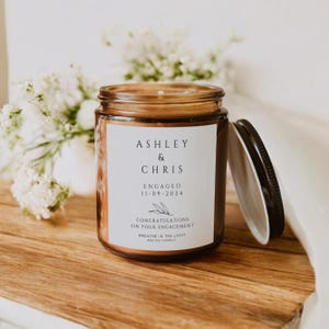 Custom Engagement Candle, Personalized Gift with Couple’s Names & Date, Engagement Gift for Couple, Bridal Shower, Wedding Keepsake