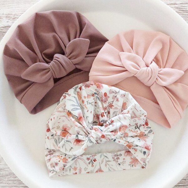 Babymütze, Baby Turban, Mauve Hut, Blumenhut, Dusty Pink Hut, Neugeborenen Geschenk, Baby Mädchen Geschenk, Baby-Dusche-Geschenk