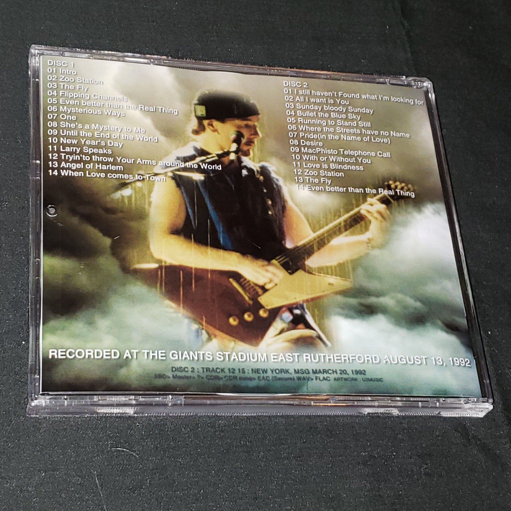 U2 the real thing 1992LIVE KTS 2CD レア！ U2 the real thing 1992LIVE KTS 2CD レア！ U2 – The Real
