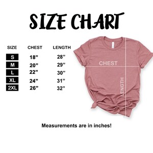 Puede incluir: Tabla de tallas para una camiseta con medidas en pulgadas para el pecho y la longitud. Las tallas incluyen S, M, L, XL y 2XL.