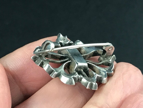 Antique Edwardian to 1920s unmarked silver brooch… - image 3
