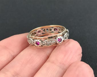 Vintage 1930s 9ct yellow gold and silver ruby and clear stone eternity ring, size P 1/2