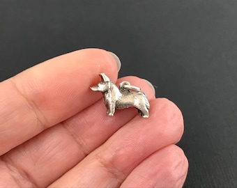 Small vintage sterling silver Corgi dog bracelet charm