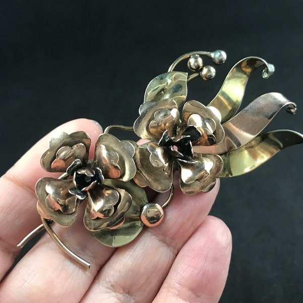 Vintage circa 1940s HARRY ISKIN 1/20 10k yellow and rose gold filled floral spray brooch