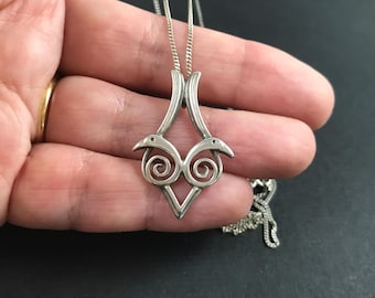 Vintage Ola Gorie 925 sterling silver Kells Bird pendant with chain