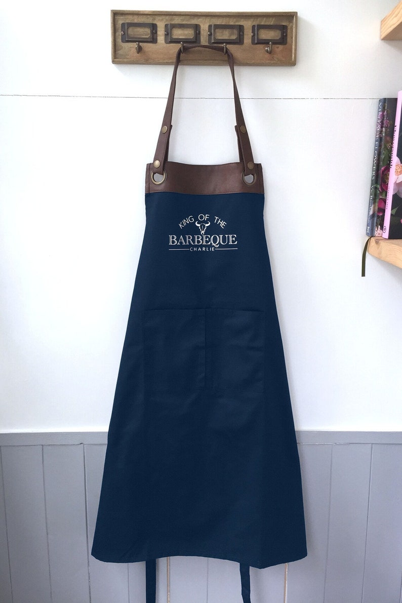 Premium Faux Leather Trim BBQ Apron with Pockets, Personalised Name Dad, Husband, Grandad / Fathers Day /Birthday gift UK FREE Uk Postage image 4