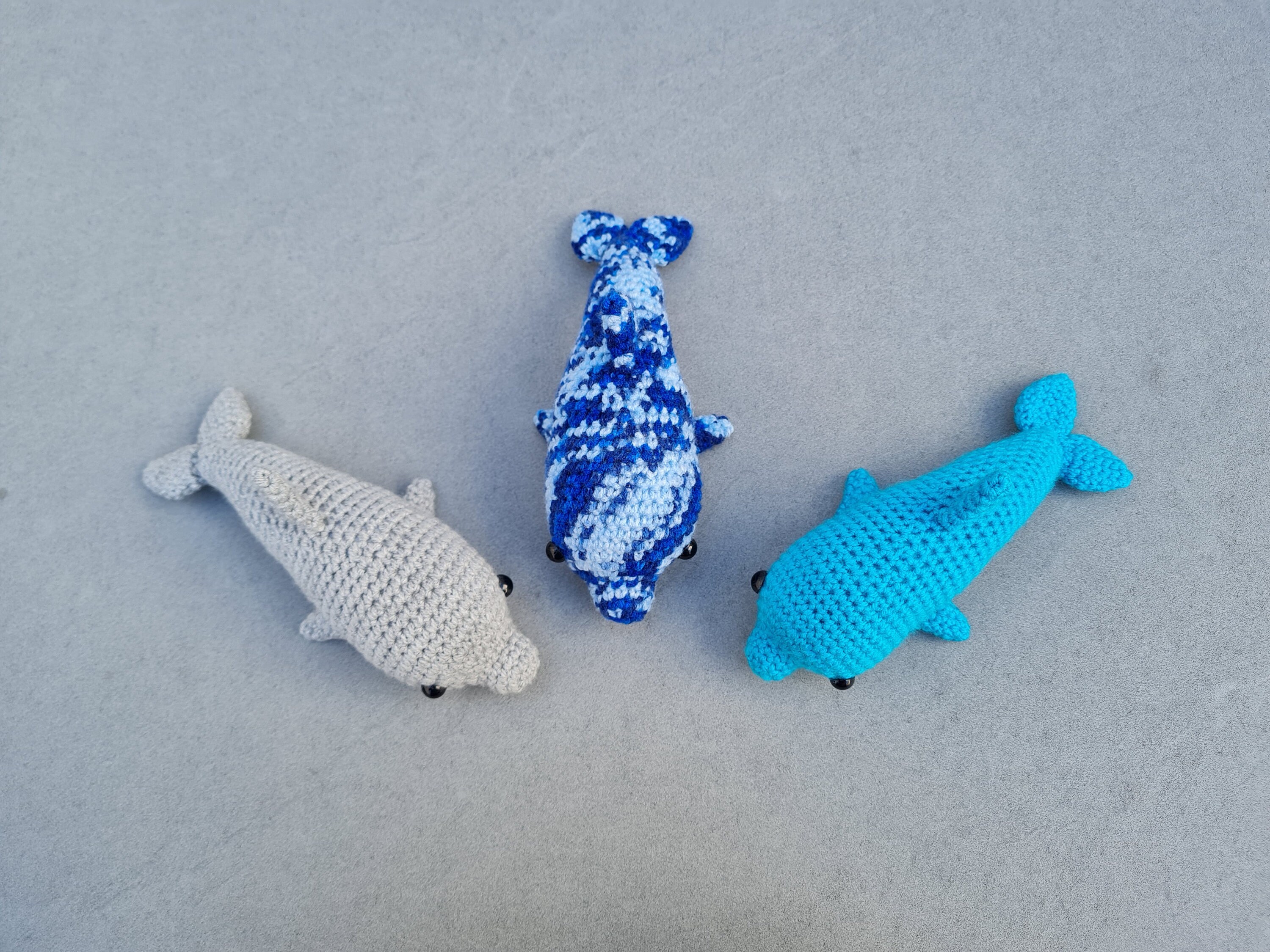 ハンドメイド　夏　編みぐるみ　インテリア　置物　海の生き物　イルカ ハンドメイド 夏 編みぐるみ インテリア 置物 海の生き物 イルカ
