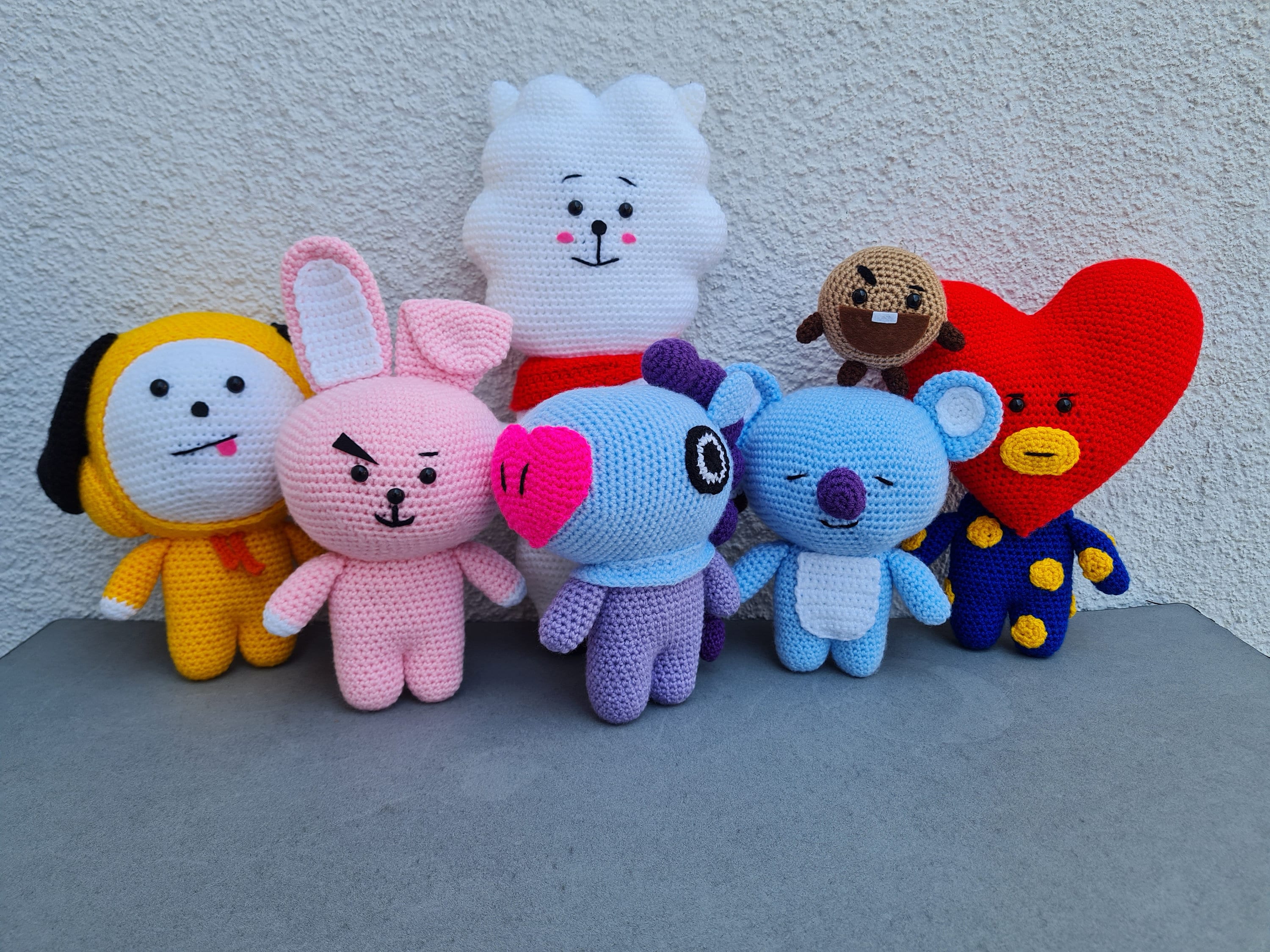 BT21のかぎ針編み、BTSの編みぐるみ手作りK-Pop - Etsy 日本