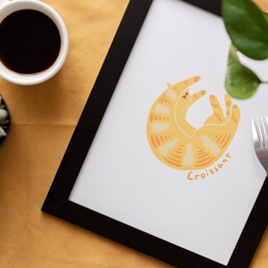 Süße Croissant Katze Schlafende Katze Print Postkarte Aufkleber Kawaii Orange Katze Kunst für Katzenliebhaber Geschenk