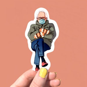 bernie sanders guanti / seduto in sedia / meme di inaugurazione / politica / joe biden / vicepresidente / vinile impermeabile / carta / adesivi / regali / divertente