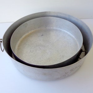 2 Old pans, in pure aluminum, with cast iron handles, Vintage Italy 1960s, the large diameter 40cm, the small 33cm