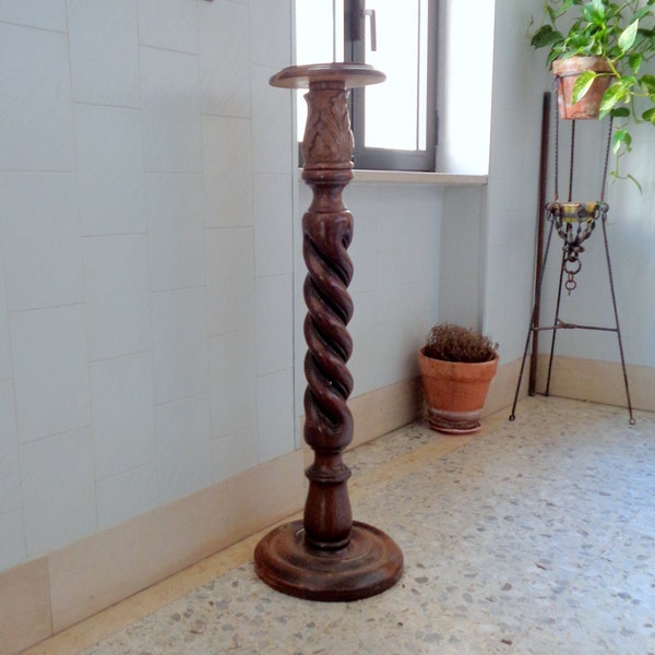 Ancient Solomonic twisted wooden column, Vintage Italy 60s, height 108cm, weight 8kg, base diameter 37cm  Good condition!