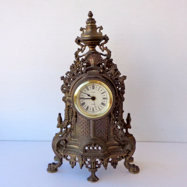 Fireplace clock, Rococo style, battery powered, working ,Vintage 1980s, height 43cm, width 24cm, depth 8cm, weight 3000gr
