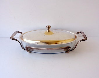 plat de service en verre avec couvercle argenté et structure porteuse argentée longueur avec poignées 43 cm largeur 26 cm