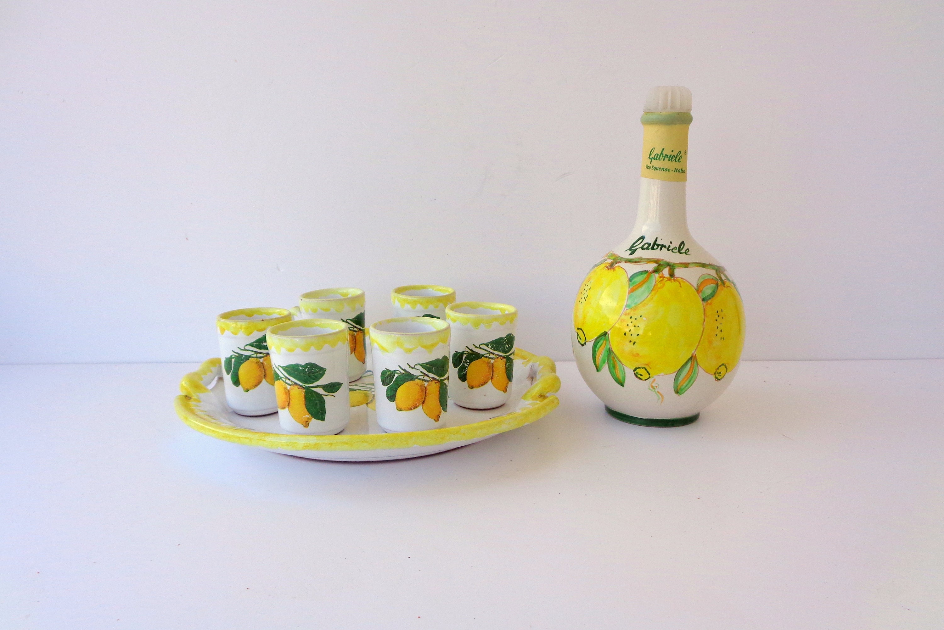Limoncello 100% natural with ceramic glasses of Vietri sul Mare,  hand-painted
