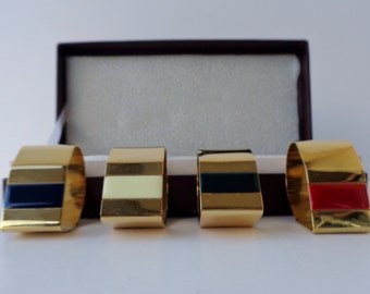 Set of 4 elegant napkin rings, 24 carat gold plated,  with original box, like new, Vintage Italy from the 1980s,