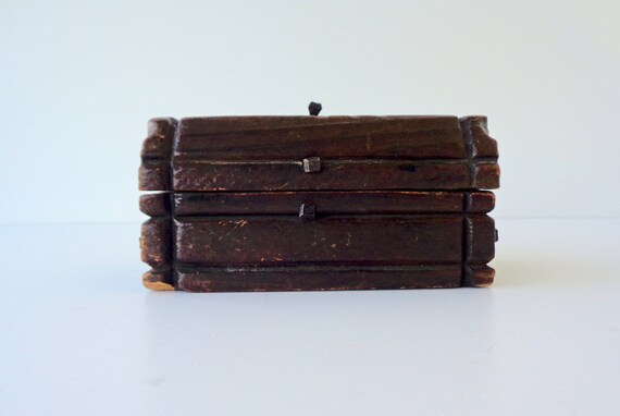 Old wooden and wrought iron jewelry box, with the… - image 1