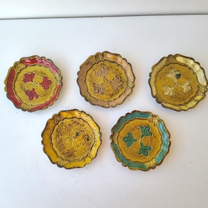 Set 5 Traditional Florentine Vintage Coaster and, Florentine Italy 50s,hand-painted, resin coaster, restaurant decoration. diameter 11.5cm