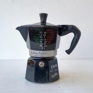 Bialetti MOKA EXPRESS ,3 cups Italian espresso coffee maker , special edition, good condition