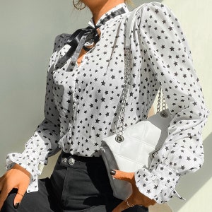 Black Star Printed Long Sleeved Top-Designer Women Top-Womens Top-Casual Top-Minimalist Women Blouse-Modern Top