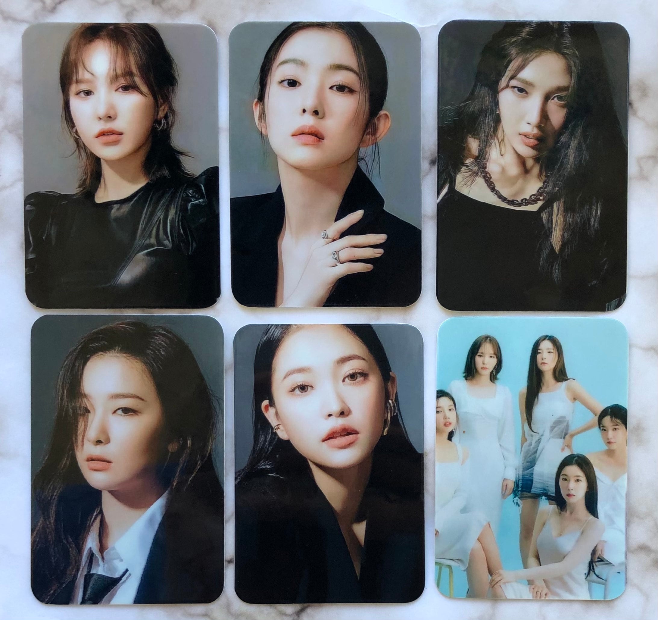 Red Velvet Photocards www.aquanotes.id