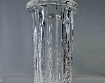 Willy Johansson Scandinavian Modern &quot;Atlantic&quot; Swedish Hadeland Glass Vase with trapped bubbles 1970s