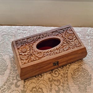 Hand Carved Pure Acacia Wood Wooden Tissue Box