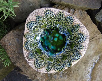 Micro pond, small bird bath, insect potion for the fairy garden - also as a decorative bowl, in an antique look and made of ceramic, green approx. 21 cm