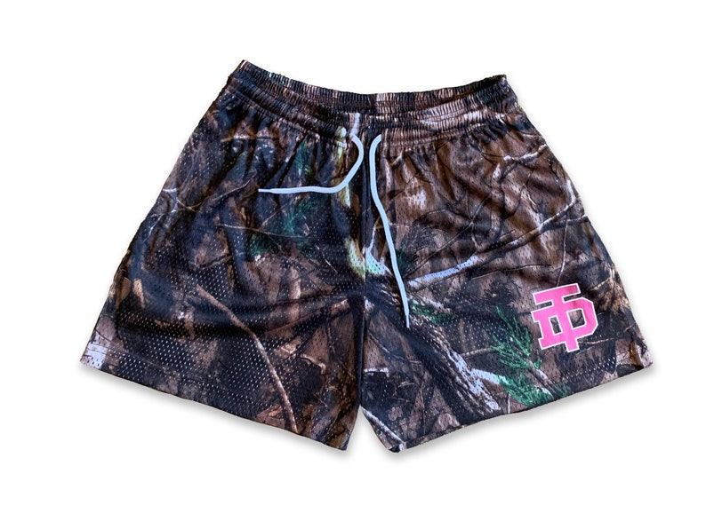 Branded Premium Tree Camouflage Print Mesh Shorts / Heavy Mesh 2 Side Pockets / Adjustable Drawstring / 5' Inseam Above the Knee 