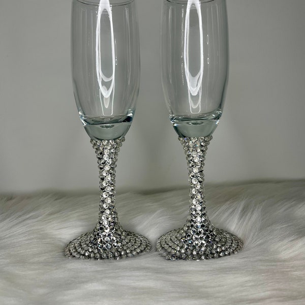 Rhinestone Bling Stem Champagne Glass, Custom, Perfect for Wedding, Anniversary, Mother's Day, Bridesmaid Gift