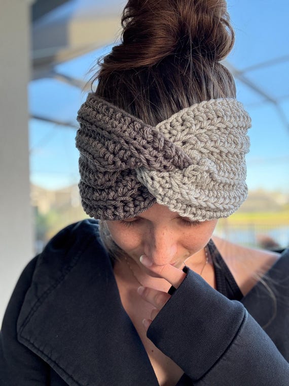 Two-Tone Knitted Headband Crochet headband- easy, trendy crochet accessory to make main image 3