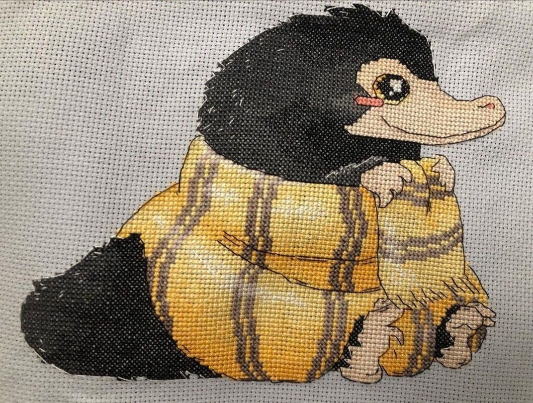 Niffler in Hufflepuff cross stitch pattern Fantastic Beasts Etsy