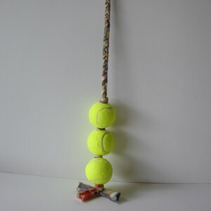 3-Ball Tug-n-Toss Toy for Dogs/Fleece and Tennis Ball Tug