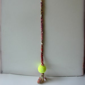 4&#39; Tug Toy for Dogs/Fleece and Tennis Ball Tug