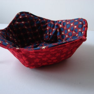 Patriotic Bowl Cozy!  Microwaveable,washable, reversible.  Extra Thick!